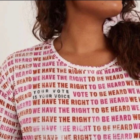 Anthropologie Maeve Right to Be Heard Voters Rights Tee Womens Size Small - Picture 2 of 12
